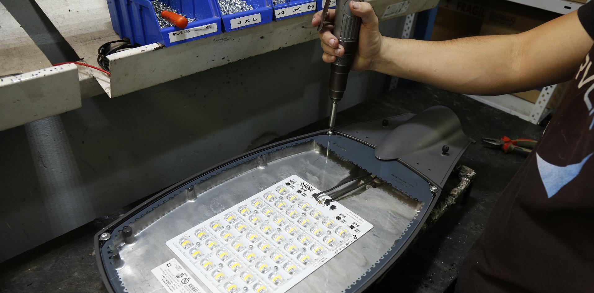 LED Argentina exportación mercado interno nacional pyme INTI TRIVIALTECH