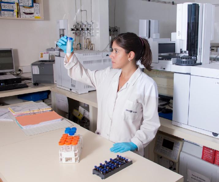 INTI INCALIN doctorado tesis laboratorio