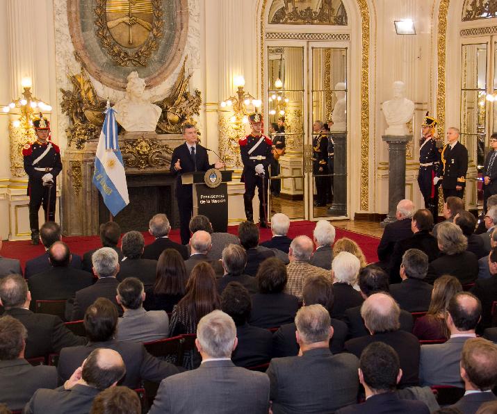 INTI, autopartes, Macri, ley