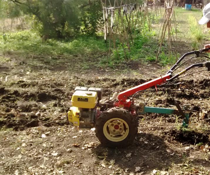 INTI, Máquinaria agrícola, Pequeños productores, Multicorte